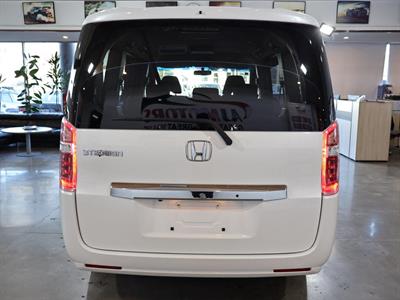 2014 Honda STEPWAGON - Thumbnail