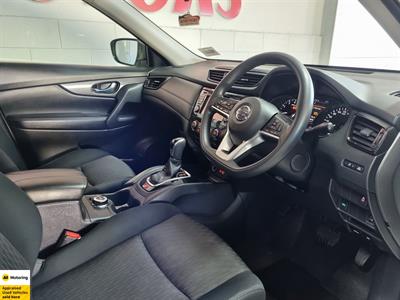 2021 Nissan X-Trail - Thumbnail