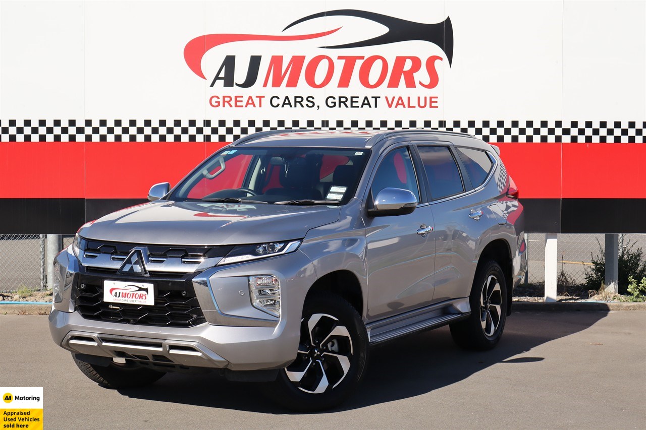 2024 Mitsubishi Pajero Sport