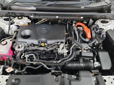 2021 Toyota RAV4 - Thumbnail