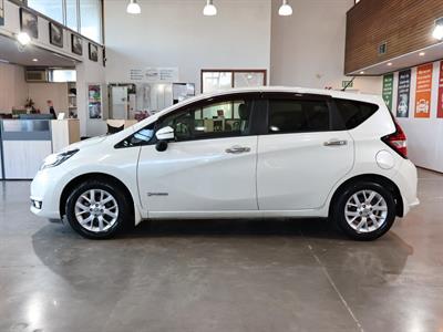 2017 Nissan Note - Thumbnail
