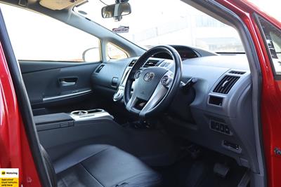 2013 Toyota Prius - Thumbnail