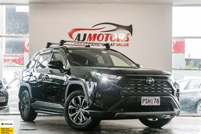 2023 Toyota RAV4 - Thumbnail