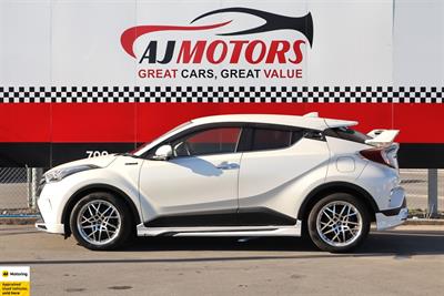 2018 Toyota C-HR - Thumbnail