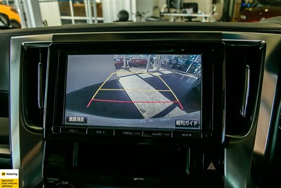 2015 Toyota Vellfire - Thumbnail