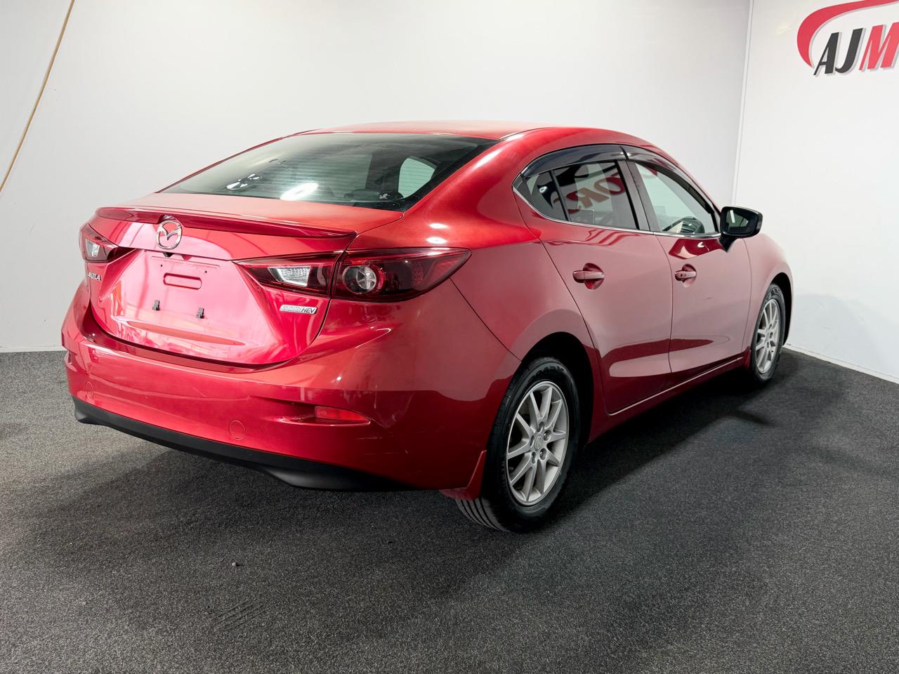 2013 Mazda Axela
