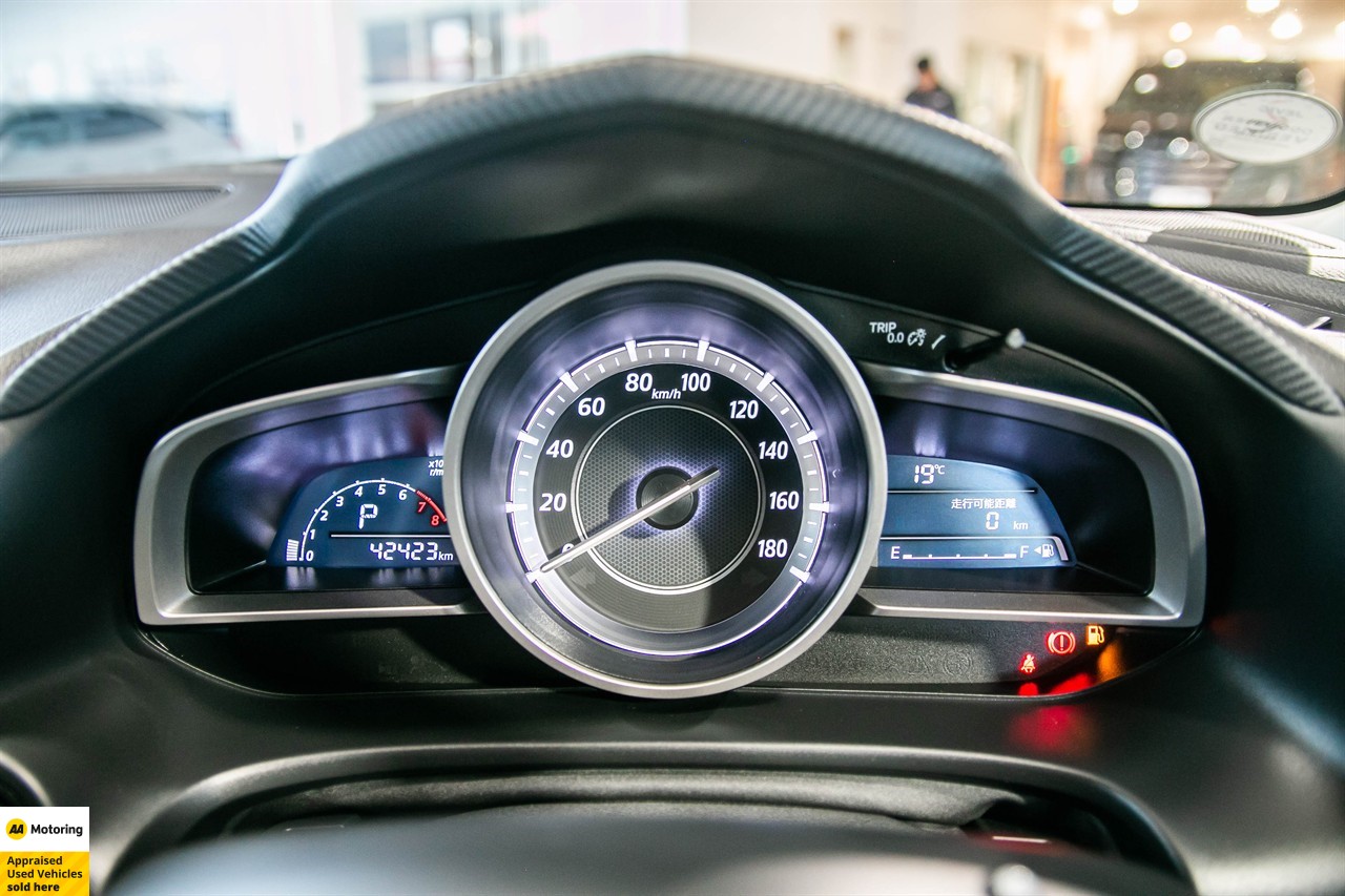 2014 Mazda Axela