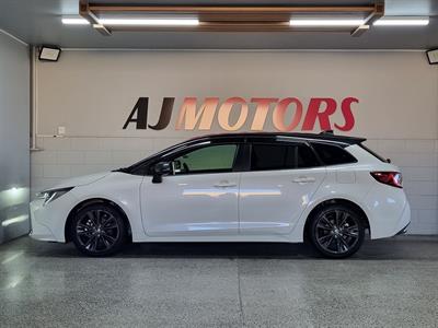 2020 Toyota Corolla - Thumbnail