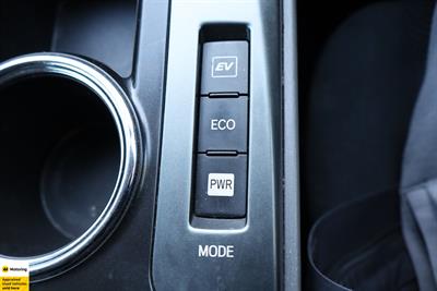 2013 Toyota Prius - Thumbnail