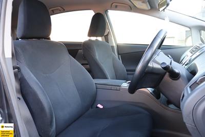 2013 Toyota Prius - Thumbnail