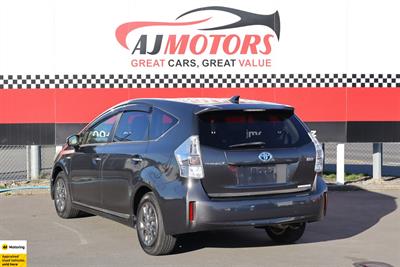 2013 Toyota Prius - Thumbnail