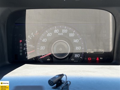 2014 Honda Step Wagon - Thumbnail