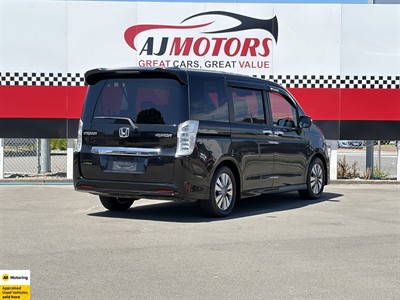 2014 Honda Step Wagon - Thumbnail