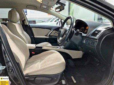 2015 Toyota Avensis - Thumbnail