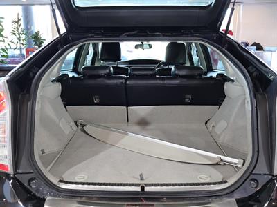 2013 Toyota Prius - Thumbnail