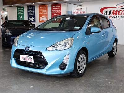 2015 Toyota Aqua - Thumbnail
