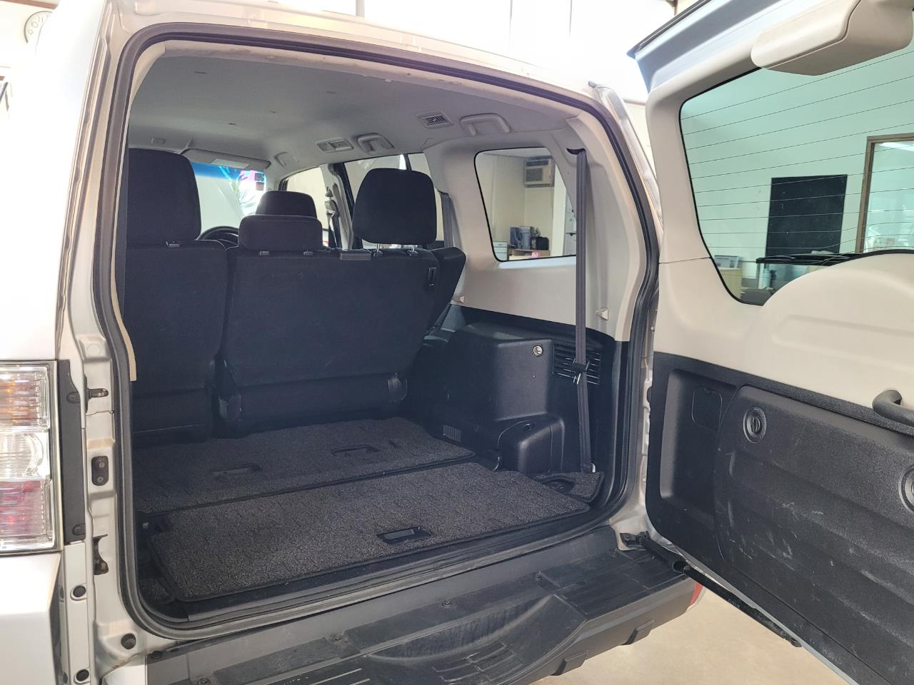 2011 Mitsubishi Pajero