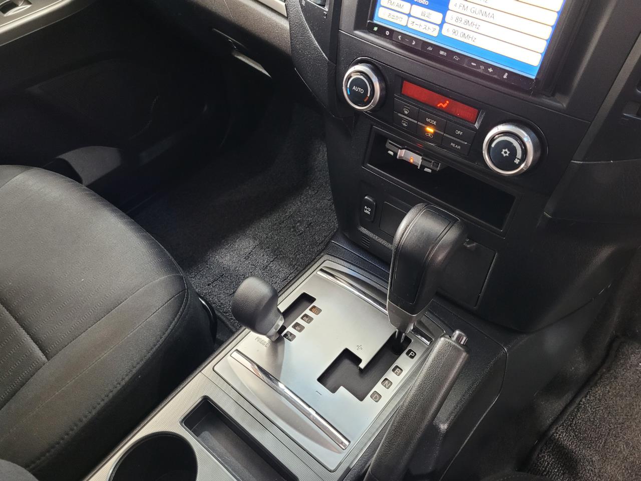 2011 Mitsubishi Pajero