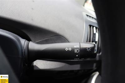 2014 Toyota Prius - Thumbnail