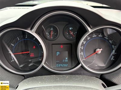2012 Holden Cruze - Thumbnail