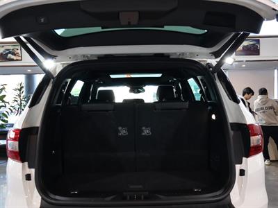 2021 Ford Everest - Thumbnail