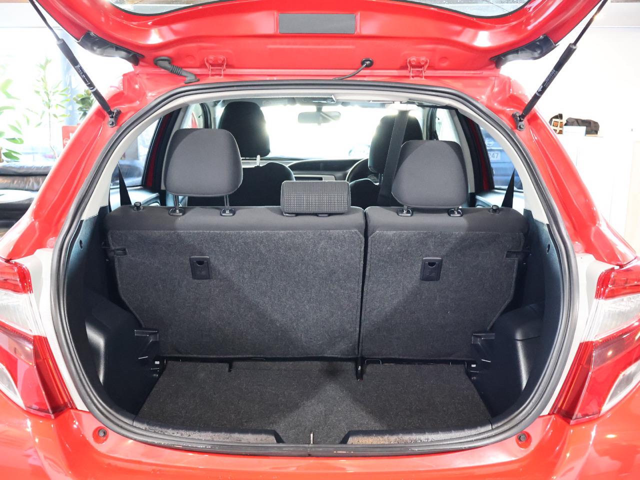 2015 Toyota Vitz