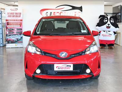 2015 Toyota Vitz - Thumbnail