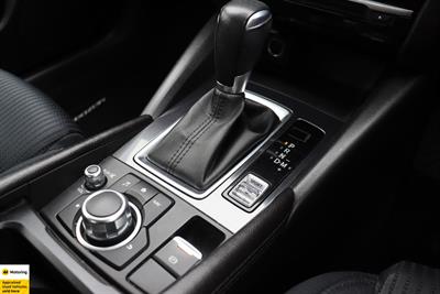 2017 Mazda Atenza - Thumbnail