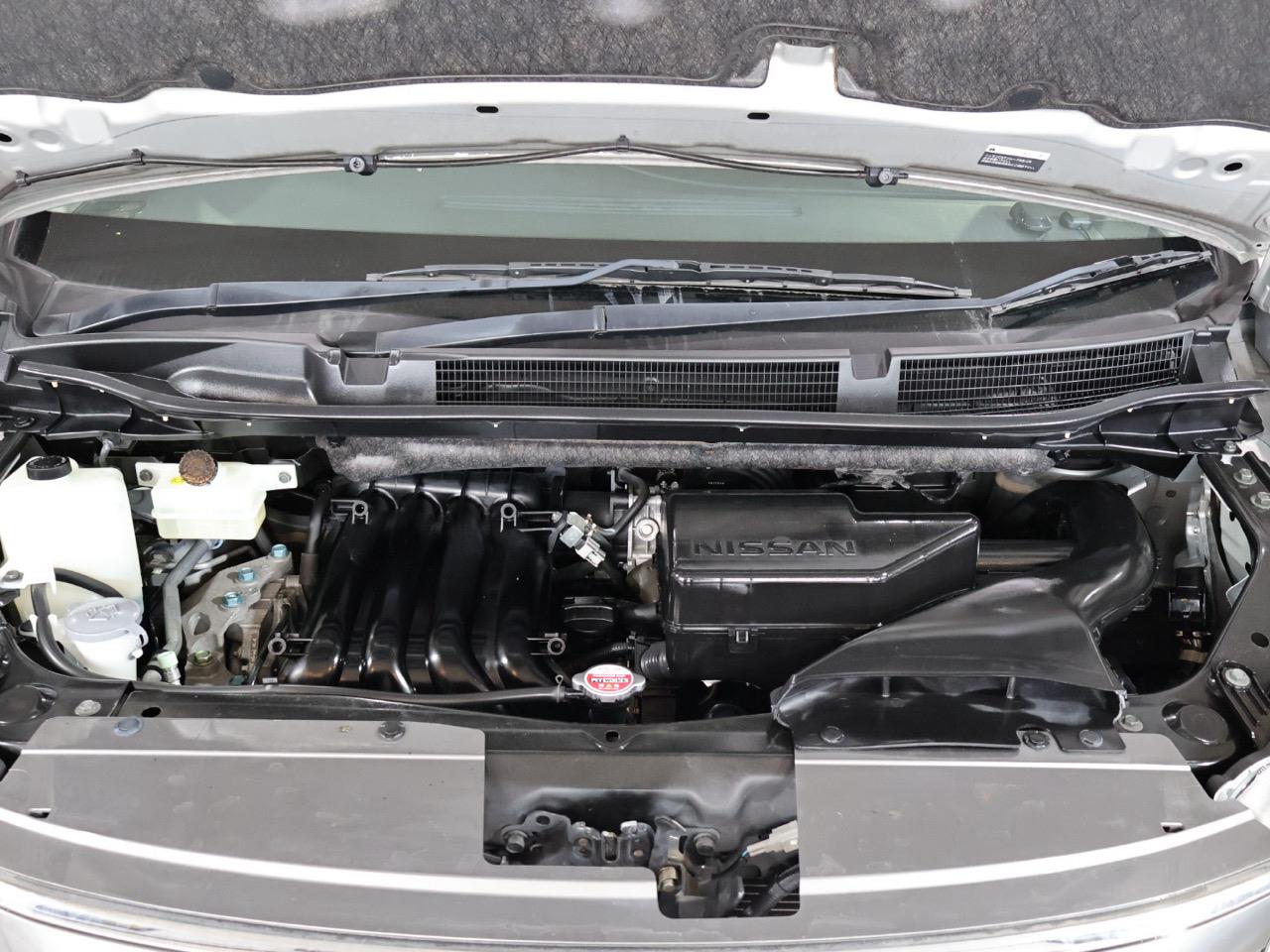 2013 Nissan Serena