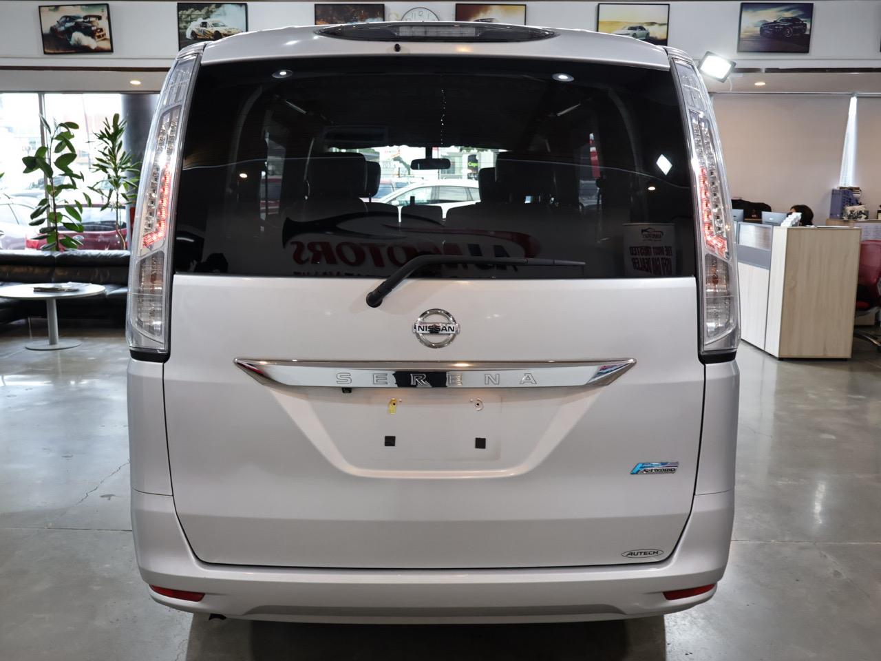 2013 Nissan Serena