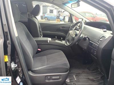 2012 Toyota Estima - Thumbnail