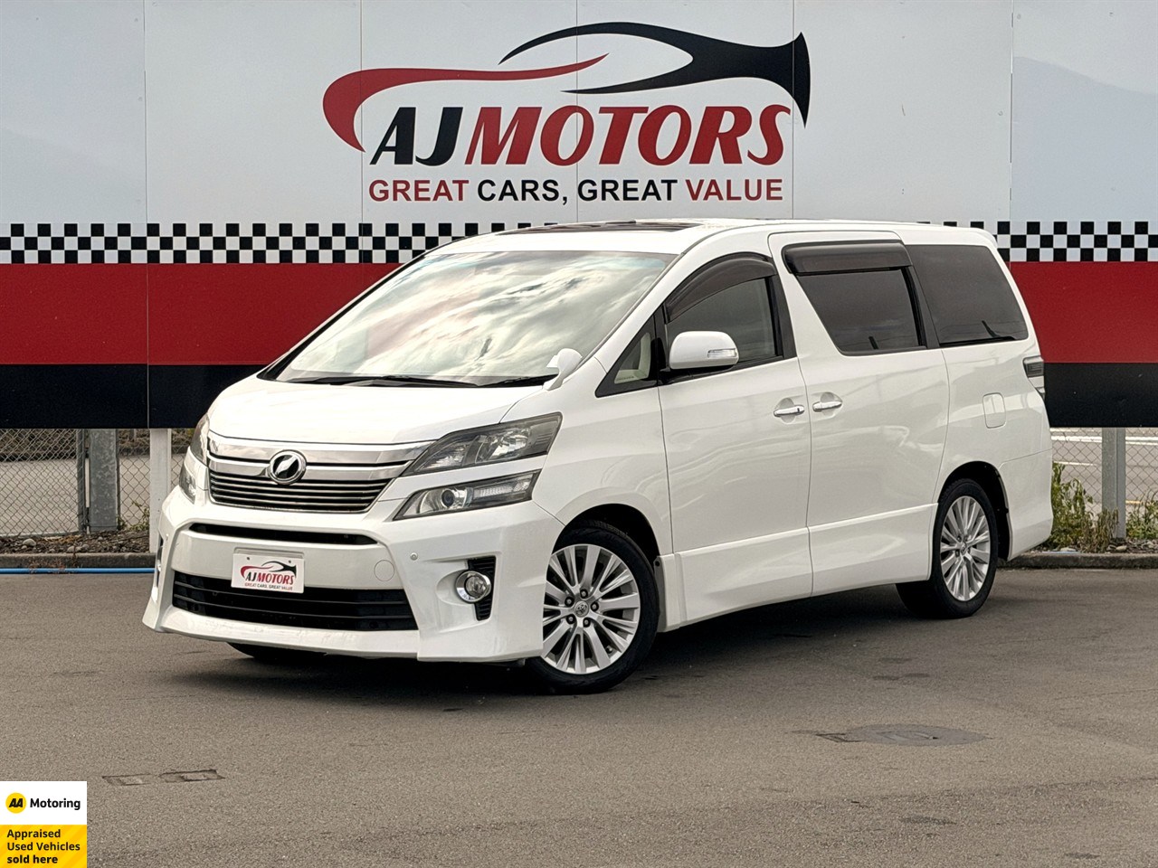 2012 Toyota Vellfire