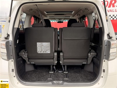 2012 Toyota Vellfire - Thumbnail