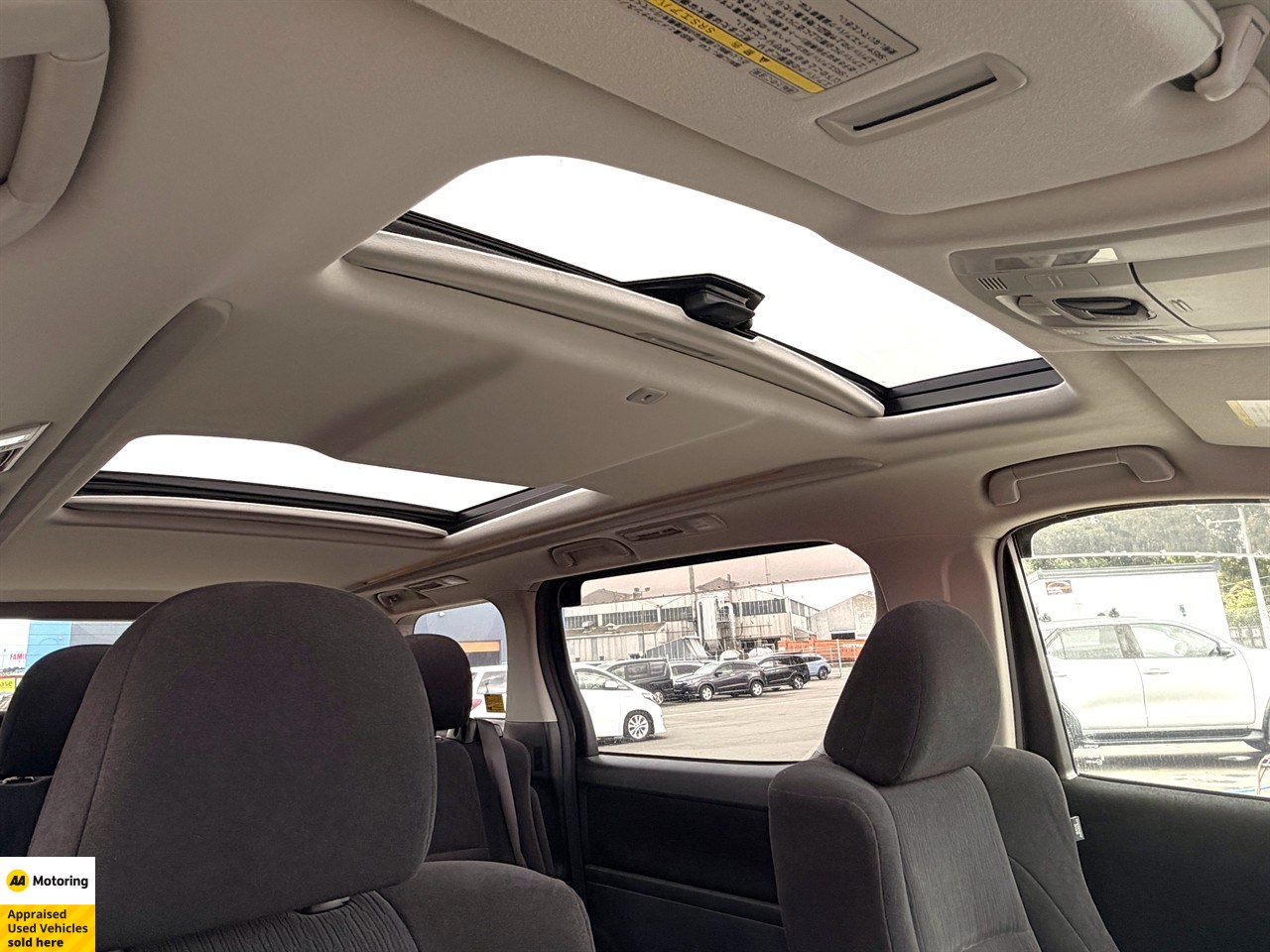 2012 Toyota Vellfire