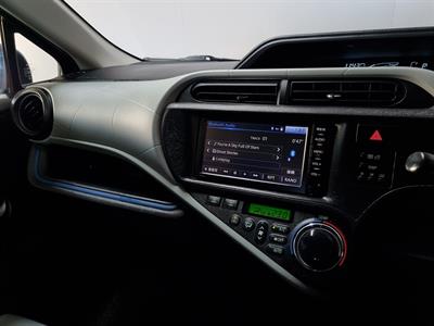 2014 Toyota Aqua - Thumbnail