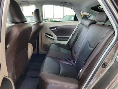 2012 Toyota Prius - Thumbnail