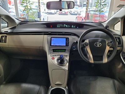 2012 Toyota Prius - Thumbnail