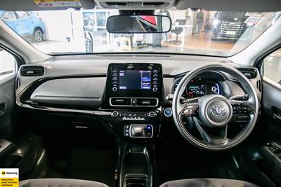 2022 Toyota Aqua - Thumbnail
