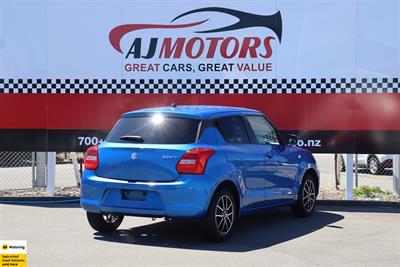 2017 Suzuki Swift - Thumbnail