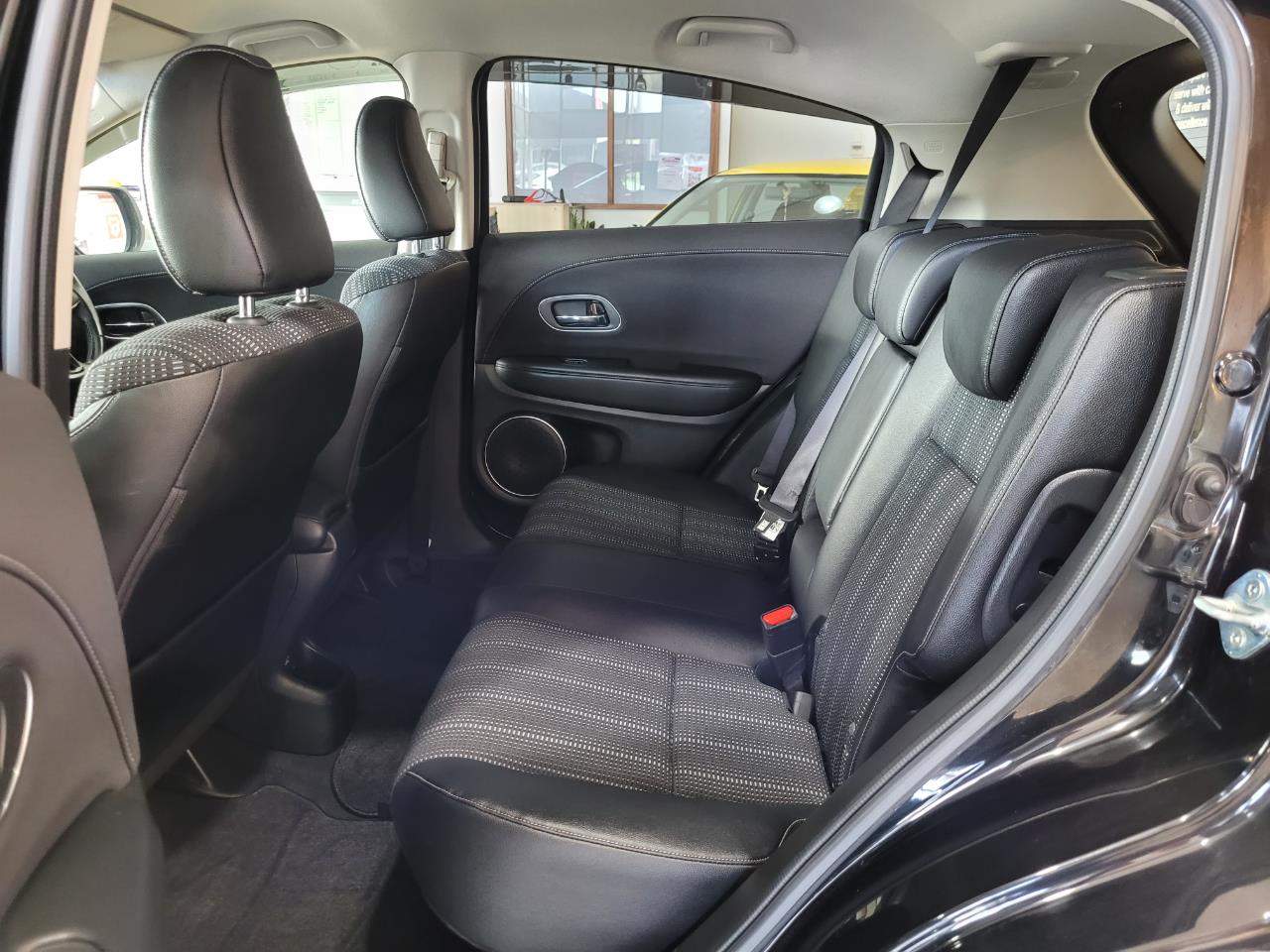 2016 Honda VEZEL HYBRID