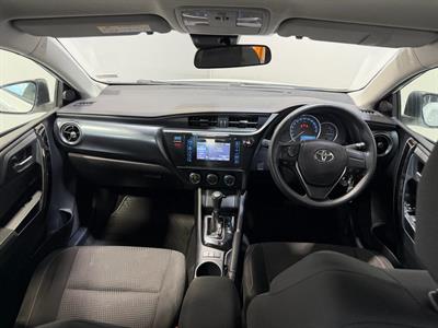 2018 Toyota Corolla - Thumbnail