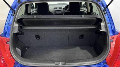 2015 Suzuki Swift - Thumbnail