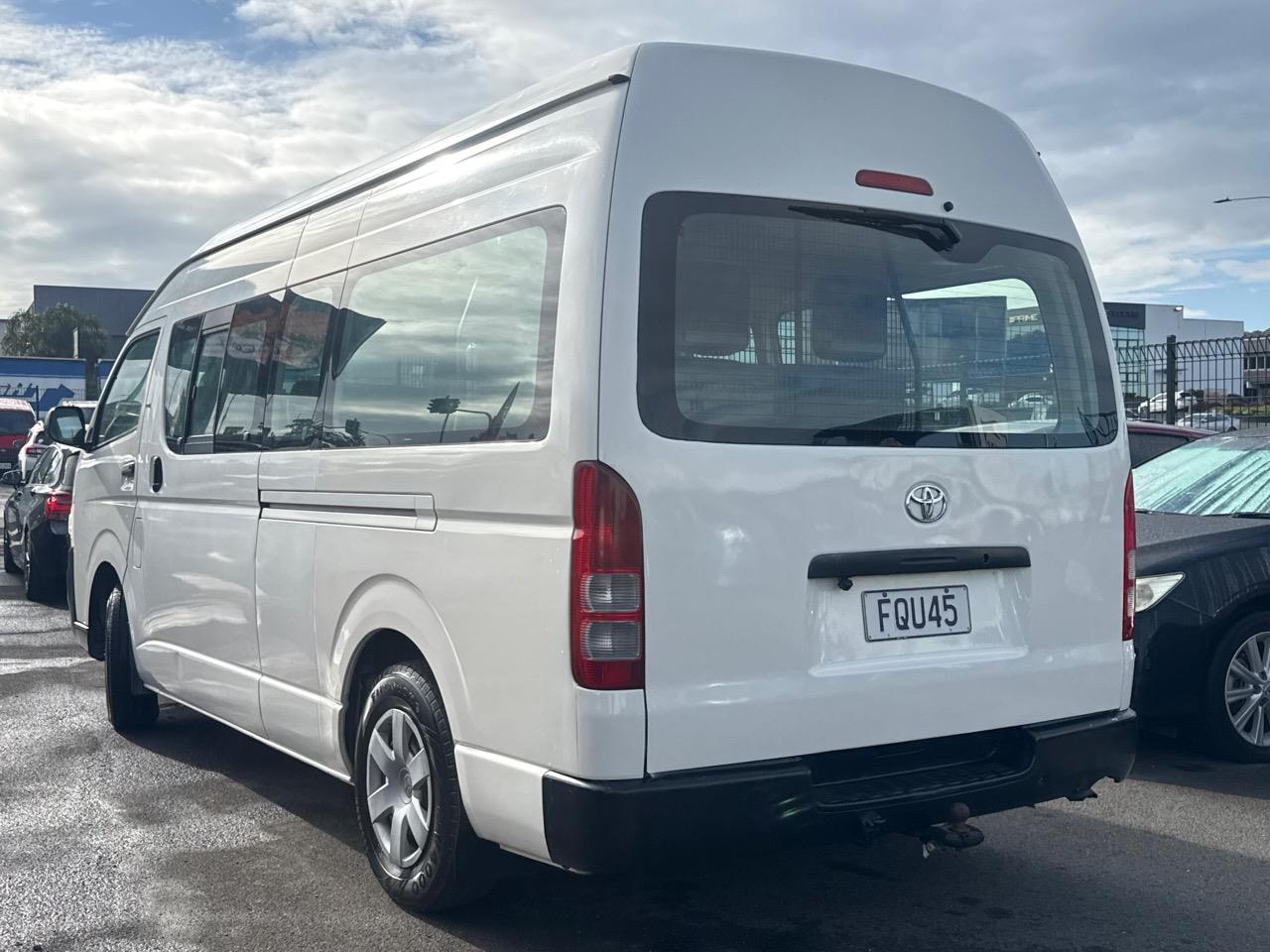 2010 Toyota Hiace