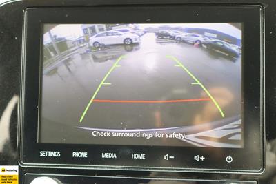 2022 Mitsubishi Outlander - Thumbnail