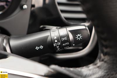 2022 Mitsubishi Outlander - Thumbnail