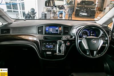 2012 Nissan Elgrand - Thumbnail