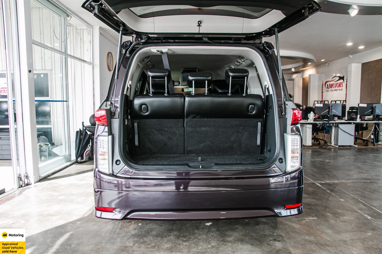 2012 Nissan Elgrand