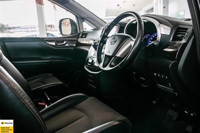 2012 Nissan Elgrand - Thumbnail