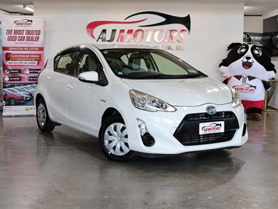 2015 Toyota Aqua - Thumbnail