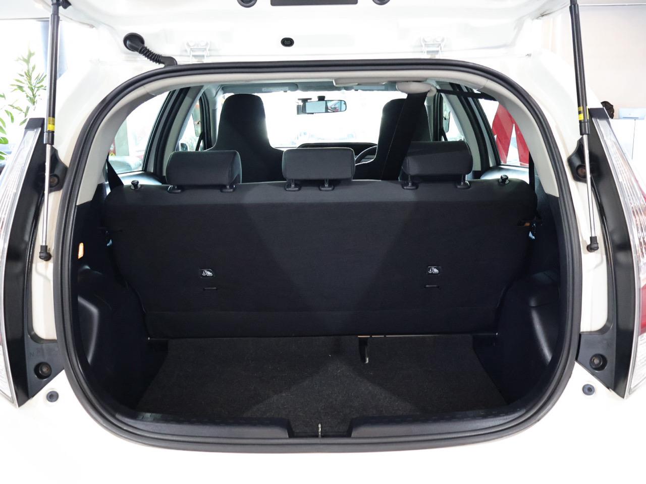 2015 Toyota Aqua